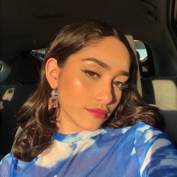 New fake gold fish earrings - Picture 2 of 3